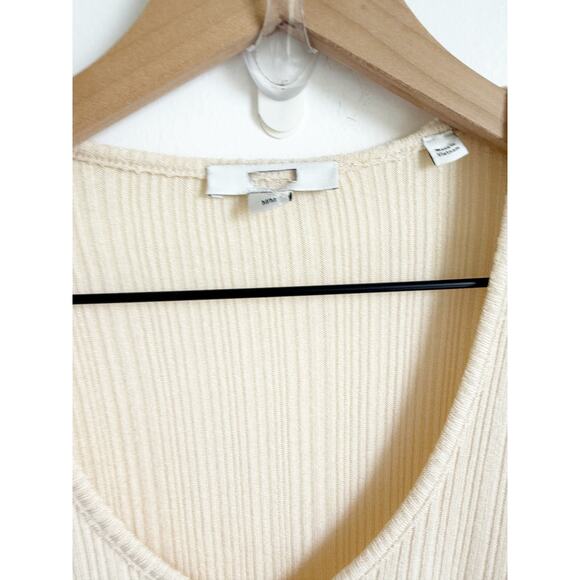 NWOT Vince V-Neck Henley in Birch Cream Light Tan Ribbed Medium - Picture 5 of 8